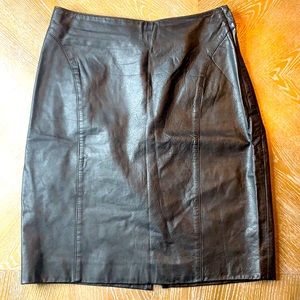 CEDARS Black Leather Skirt with back Slit 8